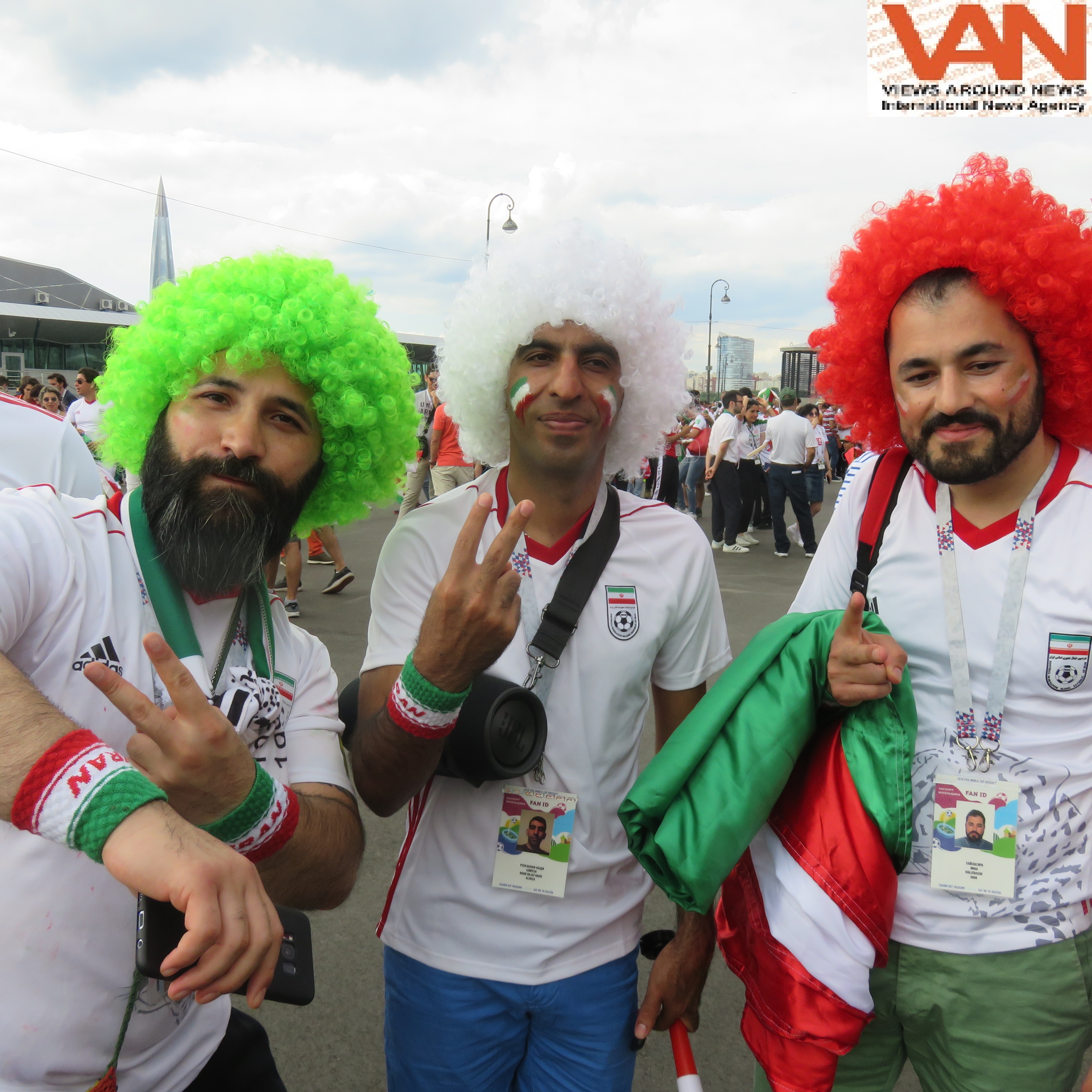 Iranian team supports are in different ways